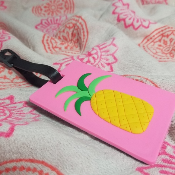 Pineapple Luggage Tag - Picture 2 of 4